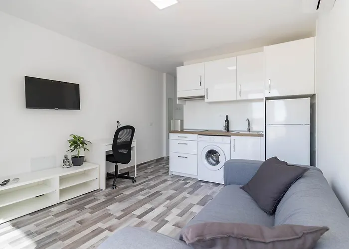 El 303, Relax En شقة *