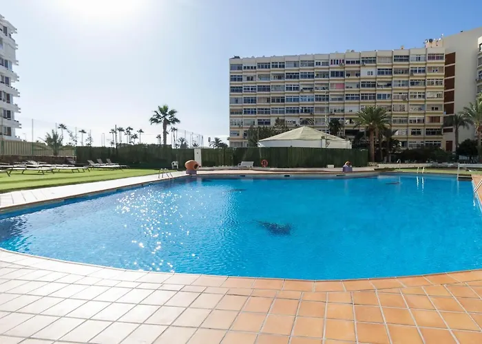 El 303, Relax En بلايا ديل إنغلز