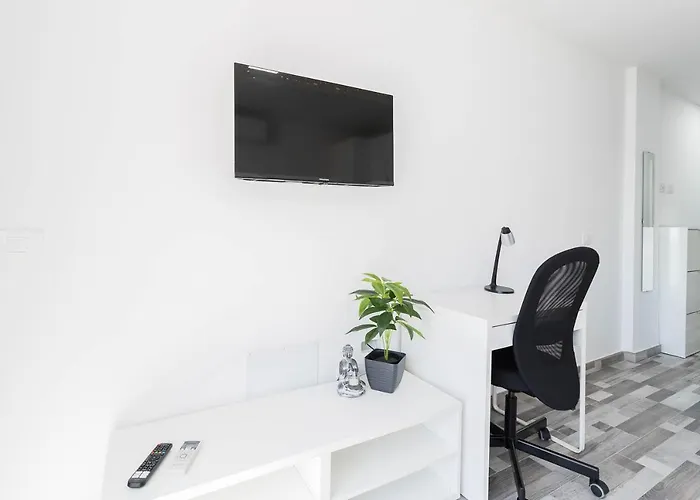 El 303, Relax En شقة