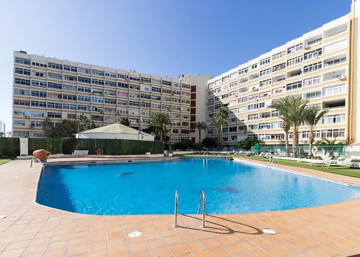 El 303, Relax En بلايا ديل إنغلز